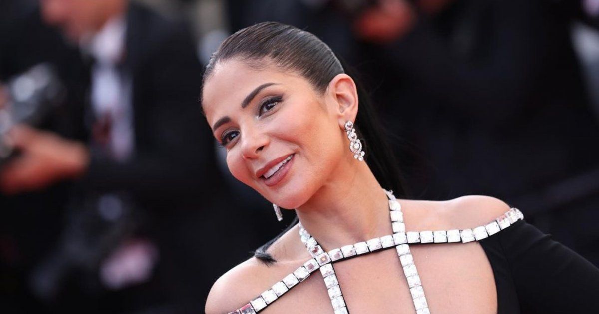 شاهد .. بعد أحدث إطلالة لها.. الجمهور يشبه منى زكي لهذه النجمة العالمية- بالصور