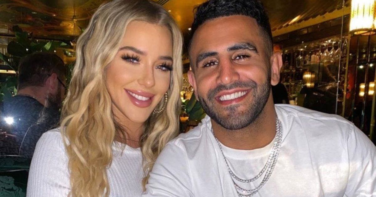 شاهد .. رياض محرز يحتفل بزواجه من عارضة أزياء بريطانية بحضور أولادهما - بالصور