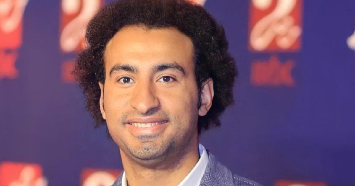 شاهد .. فيديو مفاجئ جداً لـ علي ربيع.. ظهر بوسامة وأناقة غريبة