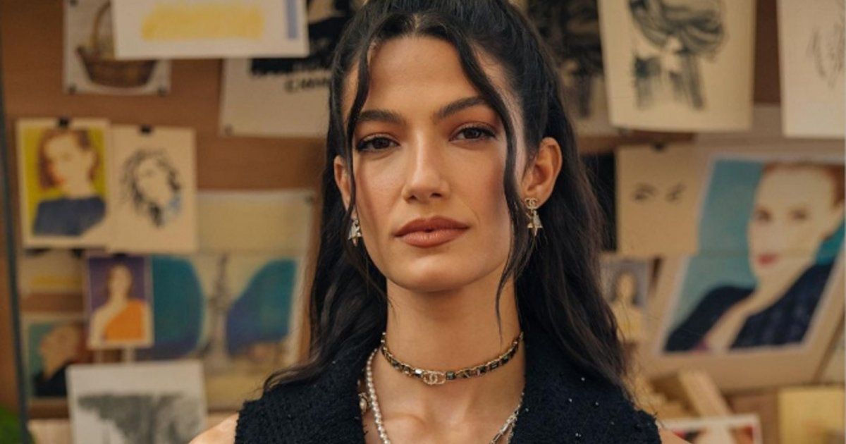 شاهد .. بالصورة- الفاتنة تارا عماد تسحر قلوب المعجبين وتتألق بالأبيض