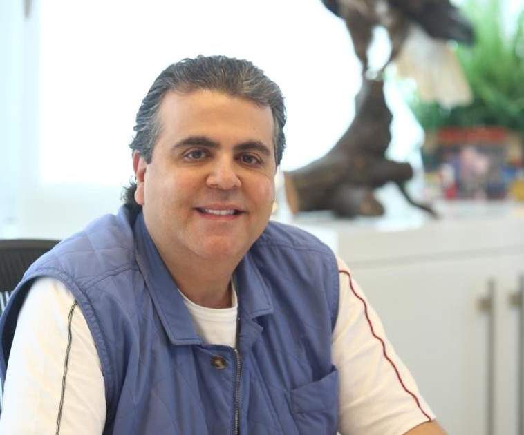 شاهد .. جمال سنان يكشف عن صورتين من كواليس تصوير "أمر إخلاء 3"