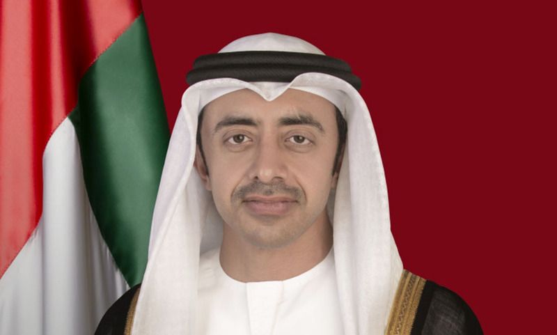 عبدالله بن زايد يستقبل وزير الدفاع اليوناني