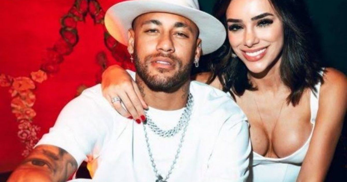 شاهد .. بعد إنتقالهما الى السعودية.. حبيبة نيمار بأجرأ إطلالات على الاطلاق - بالصور