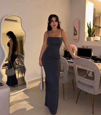 شاهد .. بالصور- بفستان رمادي ضيق.. هيا مرعشلي تتألق تستعرض لياقة ورشاقة جسدها