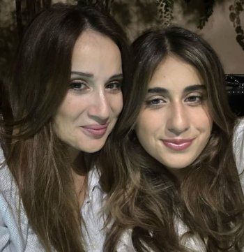 شاهد .. أحدث ظهور لـ نايا إبنة كارين رزق الله وفادي شربل الصغرى .. من تشبه من والديها؟ - بالصورة