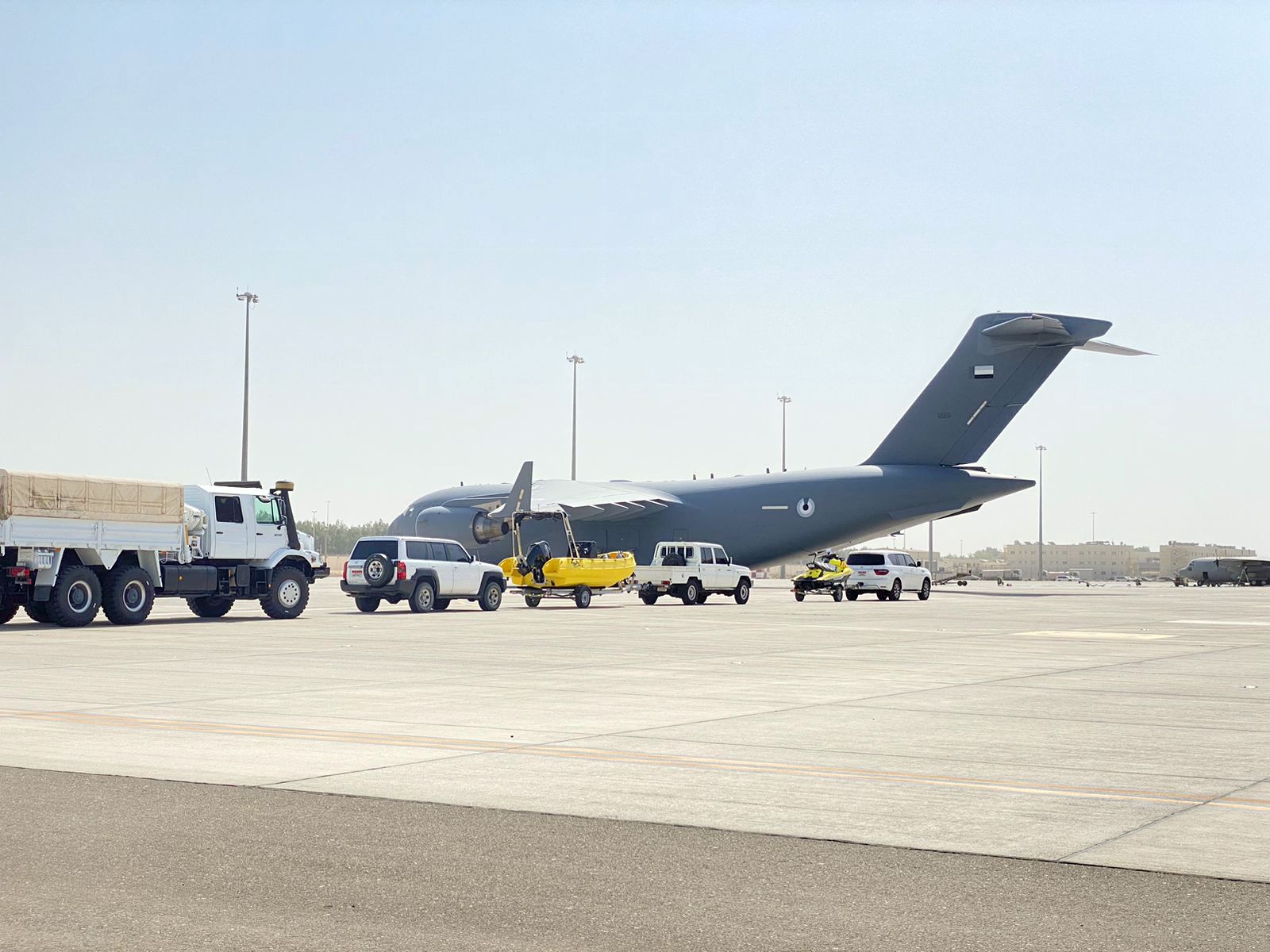 وصول فريق الإمارات للبحث والإنقاذ إلى ليبيا