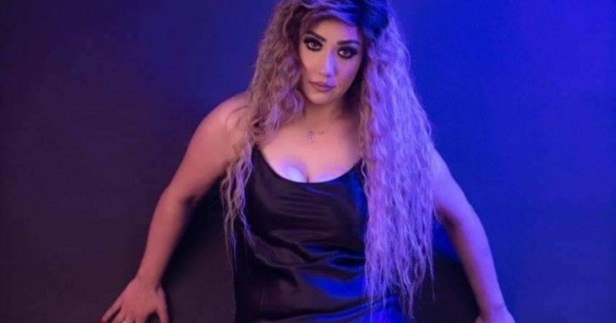 شاهد .. بسبب فيديو مخل.. نقابة المهن الموسيقية تمنع فيفي محمد من الغناء