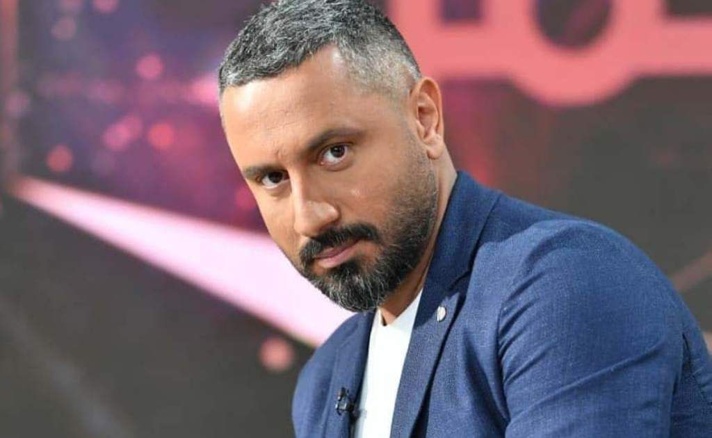 شاهد .. قيس الشيخ نجيب يكشف عن أغنية إبنه المفضلة وهي ليست عربية-بالفيديو