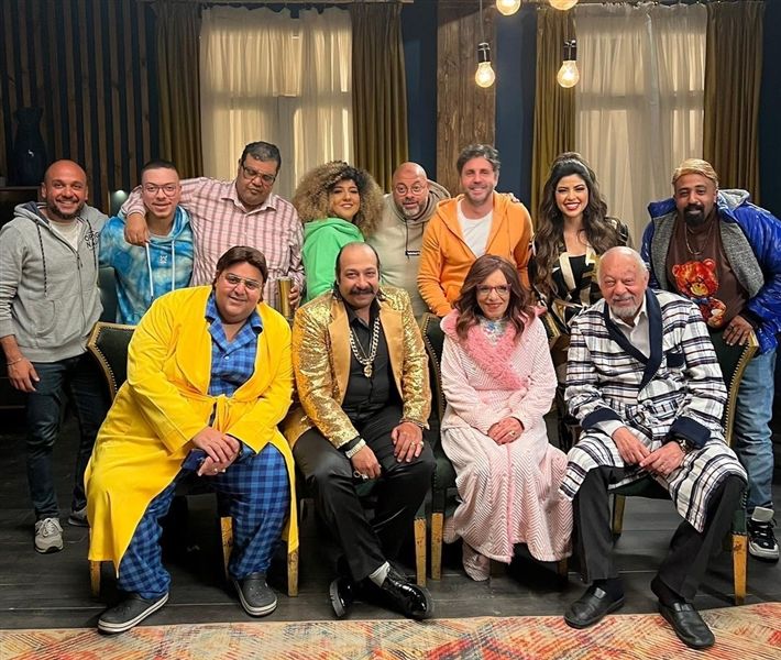 كله يجهز نفسه علشان اللعبة 5 جي في الطريق