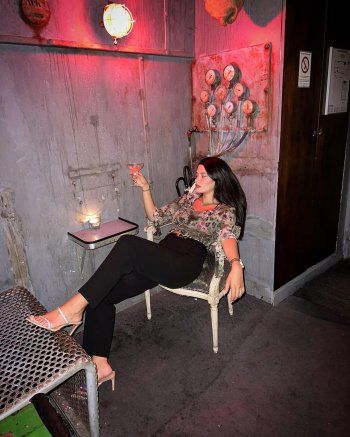 شاهد .. بالصور- بلوك كاجوال مميز..سينتيا خليفة تقضي وقتاً رائع في باريس