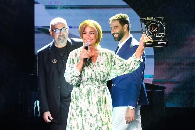 تكريم يليق بـ سوسن بدر من ملتقى «ميدفست مصر»