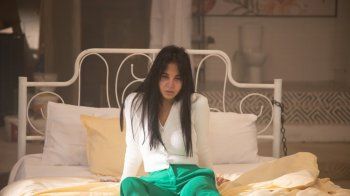 شاهد .. بالصور- سلمى أبو ضيف في حالة سيئة وغارقة بالدموع..فما القصة!