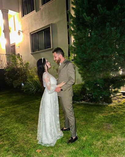 بالصور .. تعالي شاهد عروسة محمود حجازي : ملكة جمال