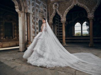 شاهد .. زهور العروس : الانصهار الرومانسي لأناقة باريس وزهور ألمانيا في نهضة عبد محفوظ الجديدة