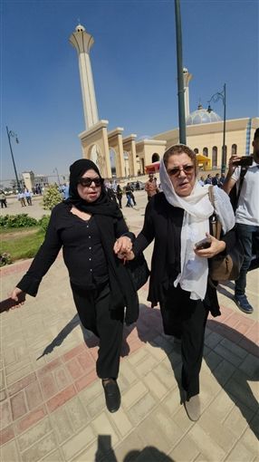 النجوم طلع عندهم اصل وراحوا عزاء اشرف مصلحي