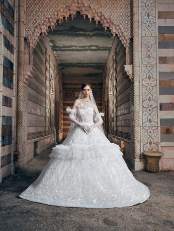 شاهد .. زهور العروس : الانصهار الرومانسي لأناقة باريس وزهور ألمانيا في نهضة عبد محفوظ الجديدة