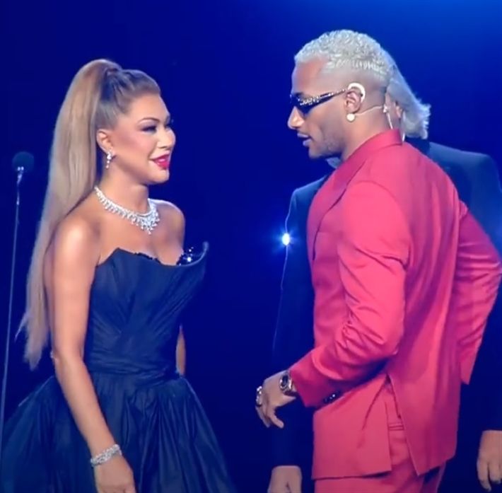 محمد رمضان صالح نوال الزغبي ببوسة وحضن : شاهد