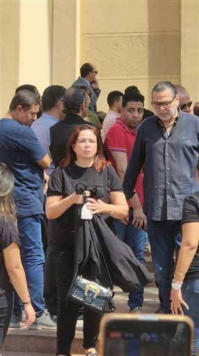 النجوم طلع عندهم اصل وراحوا عزاء اشرف مصلحي