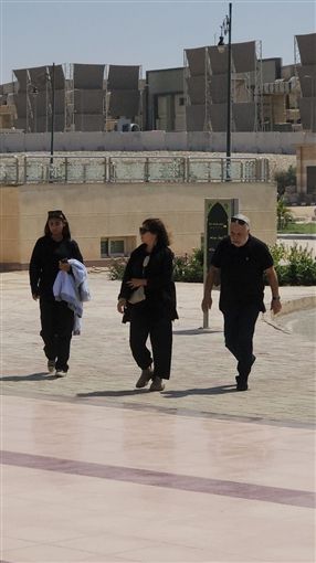 النجوم طلع عندهم اصل وراحوا عزاء اشرف مصلحي