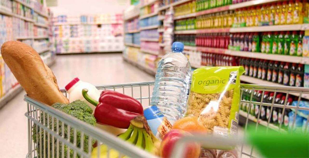 عاجل| انخفاض 5 سلع أساسية في جميع الأسواق بعد قرار الحكومة