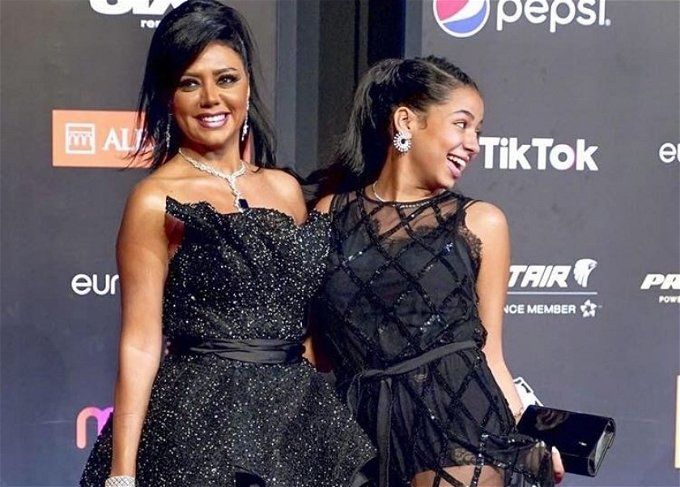 ابنة رانيا يوسف تفتح النار على والدها: محمد مختار دا مش عايزه منه حاجة