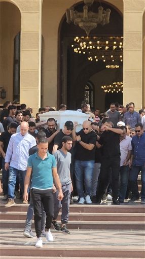 النجوم طلع عندهم اصل وراحوا عزاء اشرف مصلحي