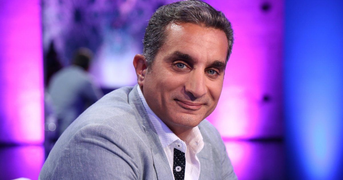 شاهد .. بالصورة - نقل الإعلامي باسم يوسف الى المستشفى .. ماذا حدث له ؟