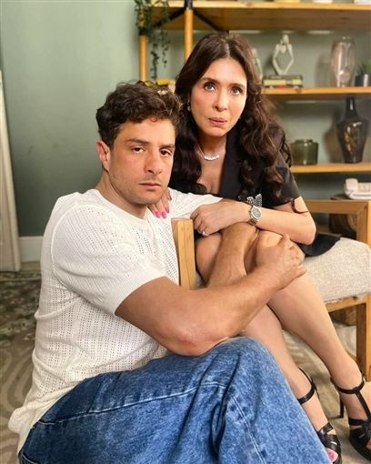 احمد الفيشاوي شال الوشم و مريح علي حجر دينا الرقاصة : شاهد