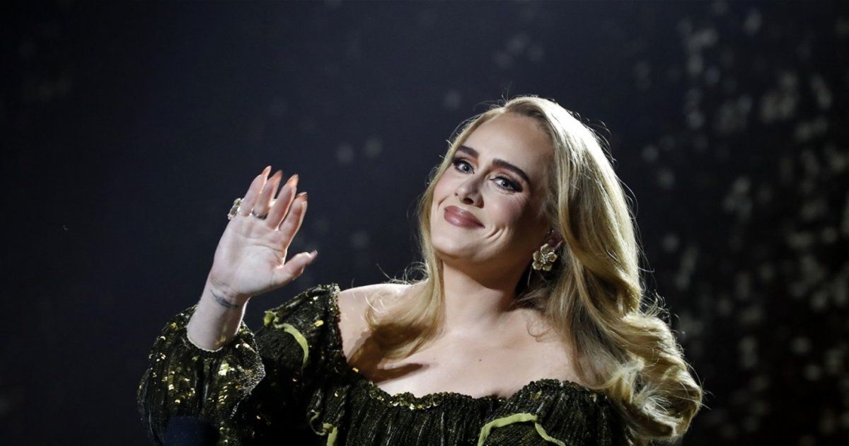 شاهد .. هذا السؤال يثير الجدل حول زواج أديل من ريتش بول