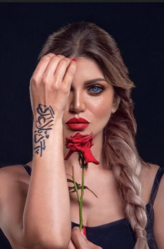 توب حمالات .. ياسمين الخطيب ملكة الجاذبية الأولي – شاهد