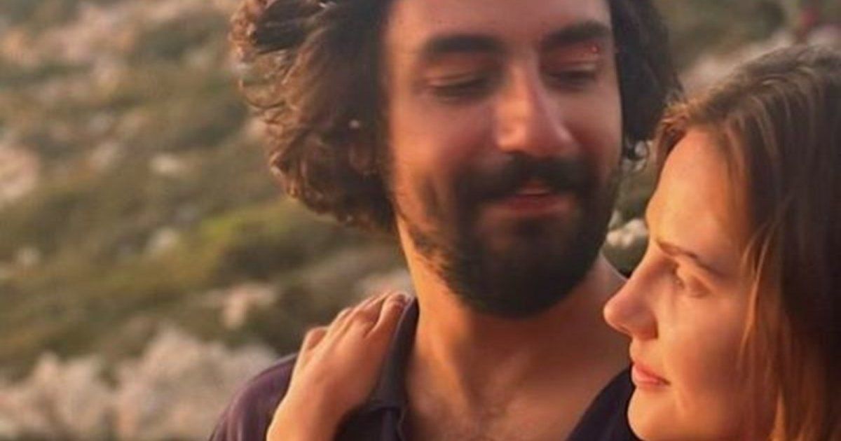 شاهد .. بعد شهرين على علاقتهما.. إلينا بوز ستتزوح من أوموت افيريغين في هذا الموعد