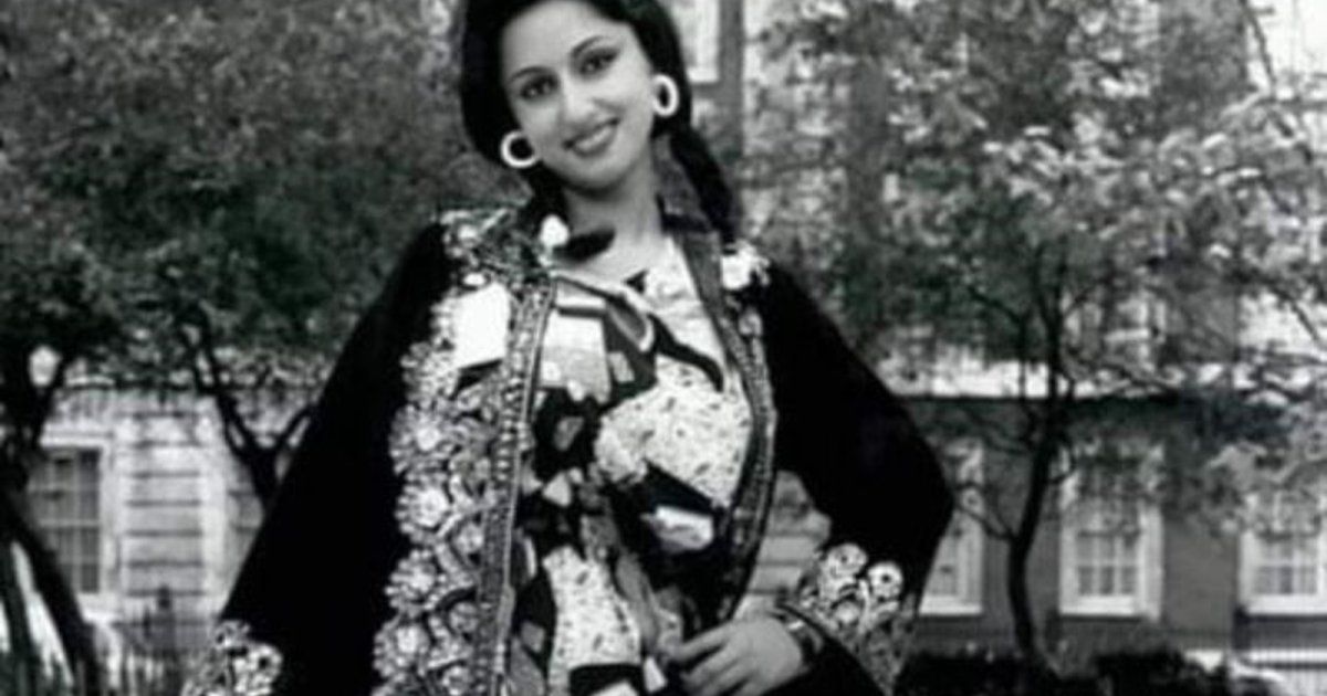 شاهد .. فيديو نادر لـ لحظة انتخاب ملكة جمال لبنان 1977 فيرا علوان وهكذا ظهرن المشتركات بالمايوه