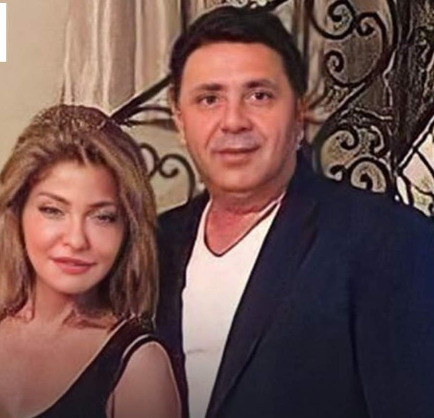 علا غانم وزوجها مره على مسرح الاعلام