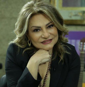 شاهد .. هلا المر : الإعلام الشيطاني فعل ذلك في الموريكس دور .. وأتمنى أن تعود للإذاعة قيمتها