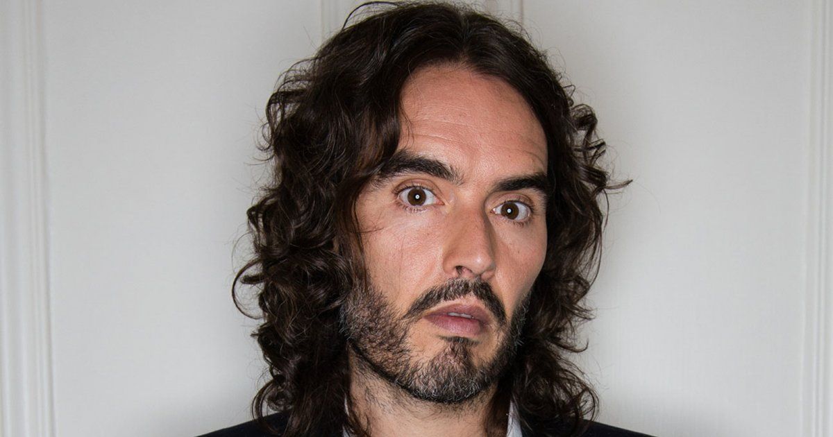 شاهد .. أول تعليق لـ راسل براند على اتهامه بالاعتداء جنسياً على نساء وقاصرات