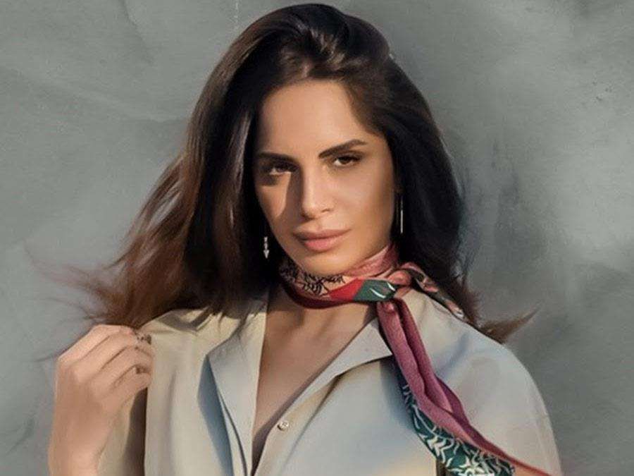 رفقة كلبها.. آمال ماهر تخطف الأنظار في أحدث ظهور