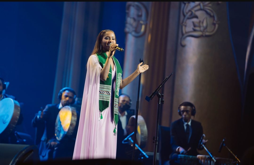 حسين الجسمي وداليا مبارك يحييان حفلاً غنائياً في فندق قصر الإمارات