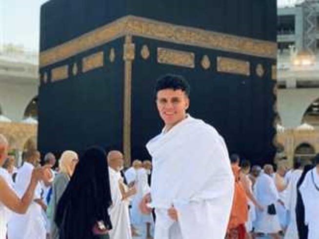 أخبار مصر | الفنان أحمد عصام مات قبل ميفرح بنجاحه.. سبب وفاة بطل مسرحية تشارلي شابلن