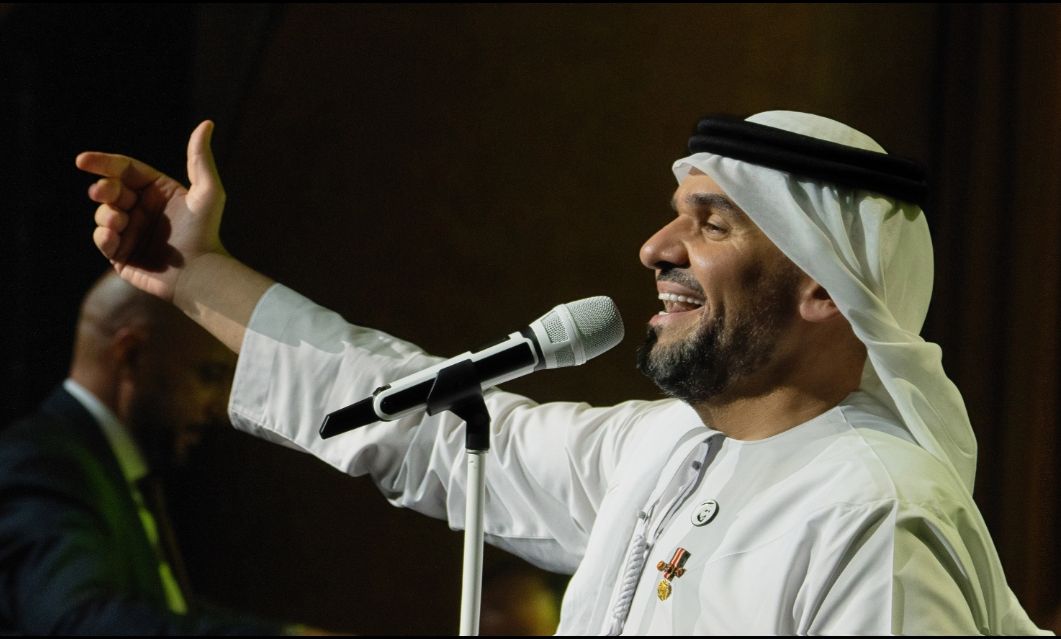 حسين الجسمي يفتتح الموسم بحفل مُبهر بمقاييس عالمية في منارة الفنون أبوظبي