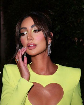 شاهد .. إنتشار فيديو من عيد ميلاد وديع الشيخ.. وتساؤلات حول علاقته حب تجمع بـ نور الغندور