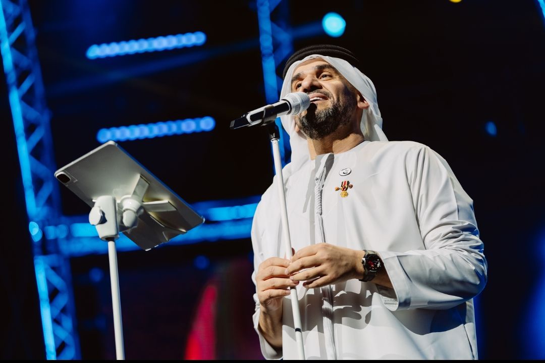 حسين الجسمي يفتتح الموسم بحفل مُبهر بمقاييس عالمية في منارة الفنون أبوظبي