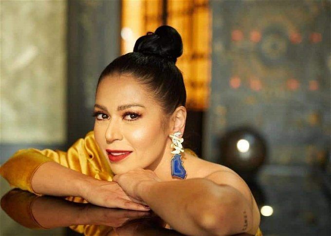 لقاء الخميسي في ورطة بسبب استهزائها بالحجاب.. قالت عنه حتة قماش