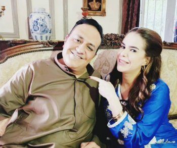 شاهد .. بالصورة-في عيد ميلاده الـ 44.. دنيا عبد العزيز تعايد خالد سرحان بكلمات من الحب