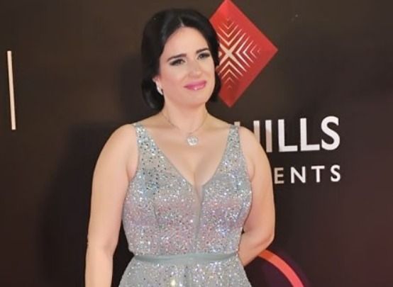 بنت ميرنا وليد بتنافس أمها في الحلاوة : بدر منور – شاهد