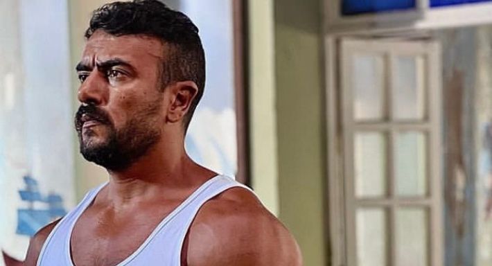 احمد العوضي عامل فيلم جديد هيضرب الناس و يطلع ابن بلد وشهم