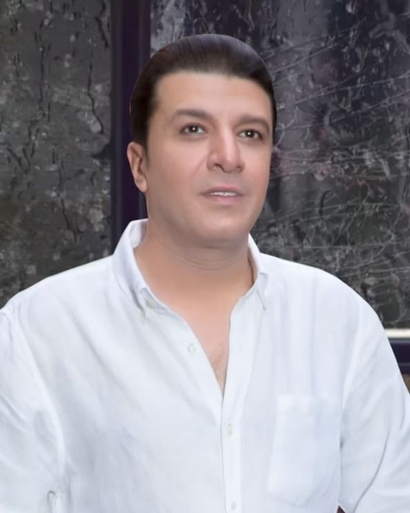 مصطفى كامل يدعوا أعضاء نقابة الموسيقين لتسلّم حلاوة المولد: كل سنة وانت طيب