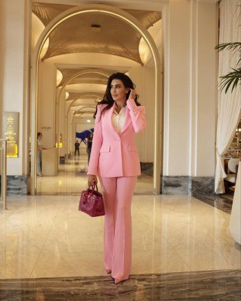 شاهد .. تفاصيل إطلالة ياسمين صبري في منتدى الاعلام العربي.. والأسعار خيالية