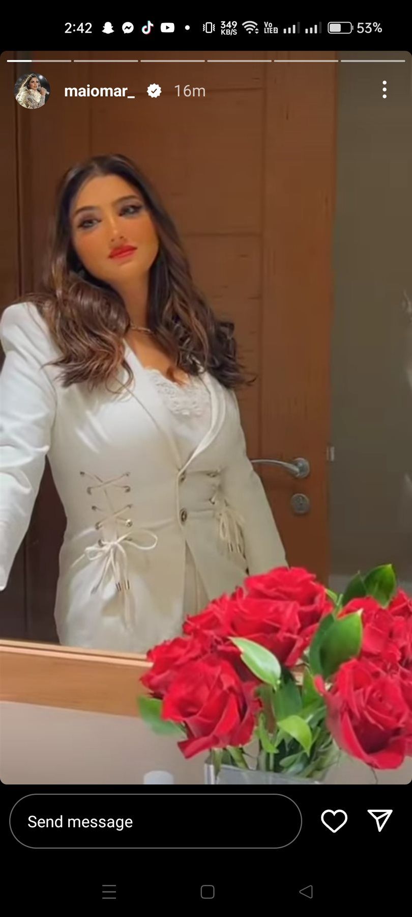 مي عمر لابسة كلاسيك : مش لايق عليكي