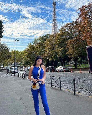 شاهد .. بالصور- بلوك رياضي..ماريتا الحلاني تستمتع بوقتها في شوارع باريس