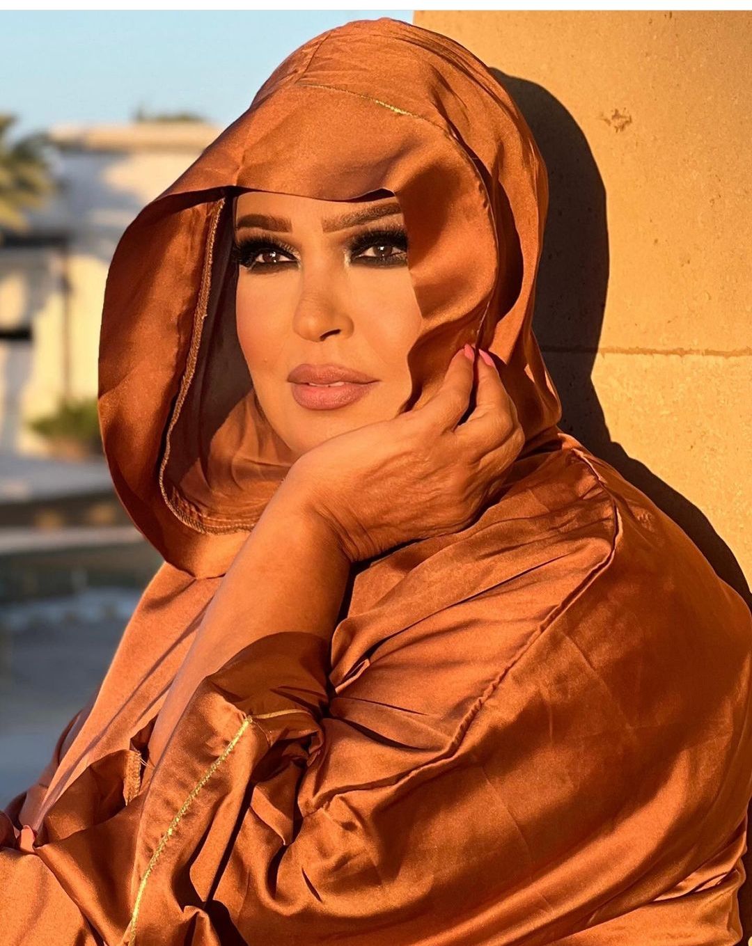 فيفي عبده لبست حجاب و عايزة تاخد رائيك فيه : شاهد